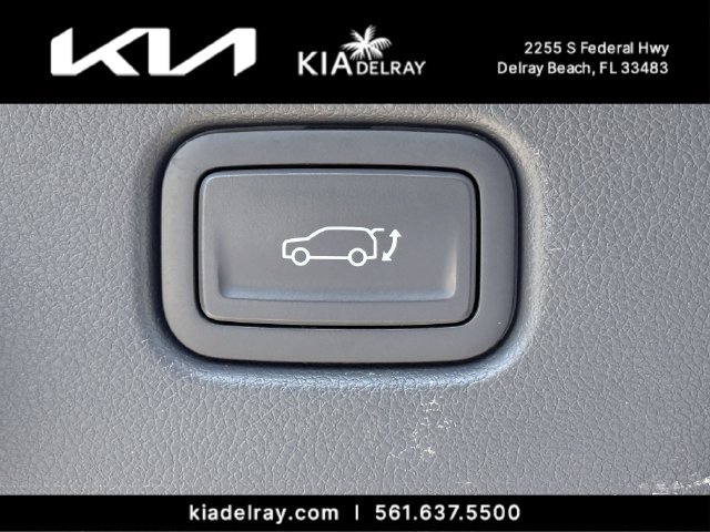 Used 2024 Hyundai Kona Limited FWD image 9