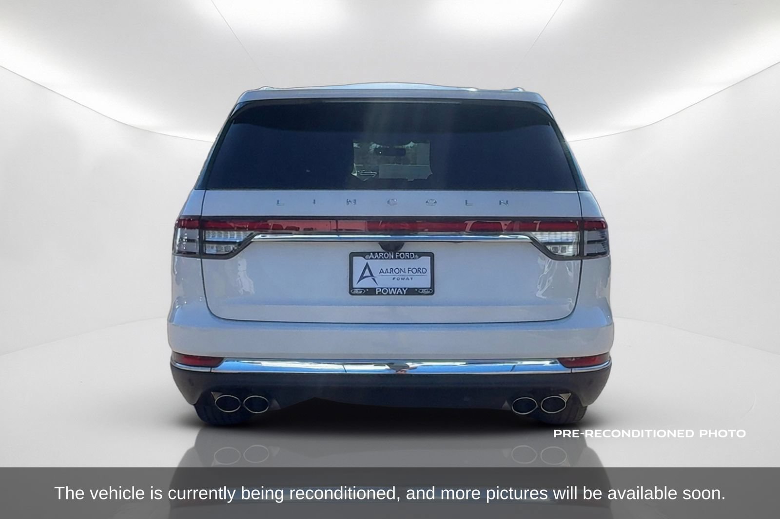 Used 2024 Lincoln Aviator Reserve w/ Equipment Group 201A RWD image 7