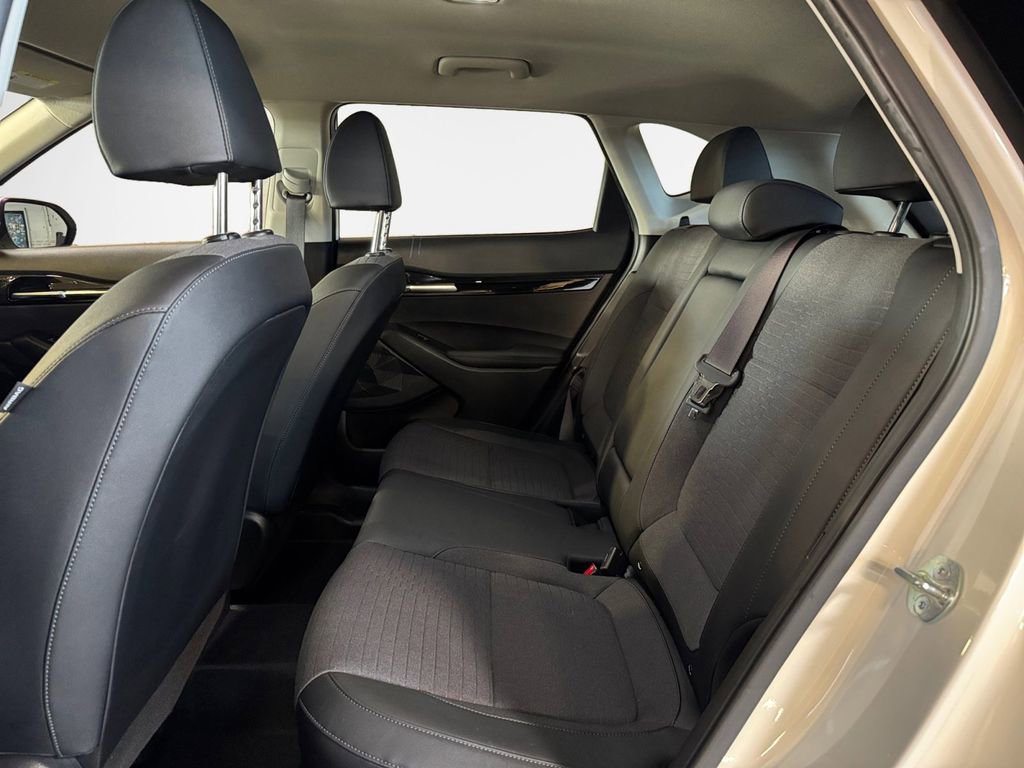 Used 2023 Kia Seltos S image 24