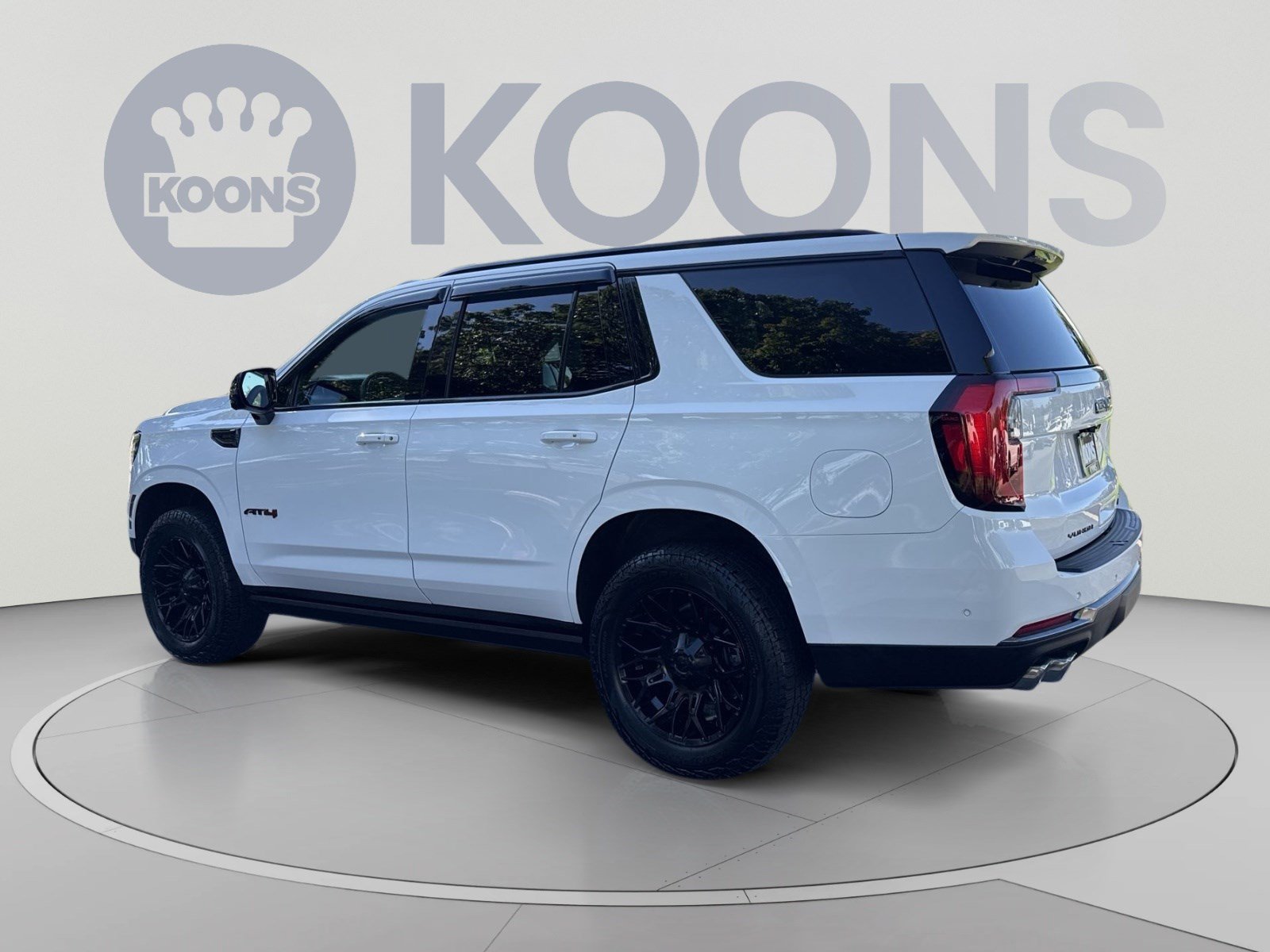Used 2026 GMC Yukon AT4 w/ AT4 Premium Plus Package AWD/4WD image 4