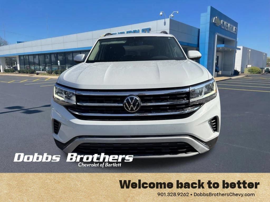 Used 2023 Volkswagen Atlas SE w/ Black Wheel Package FWD image 2