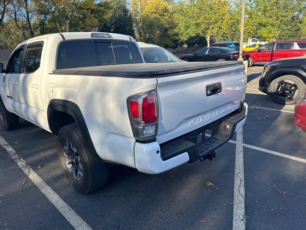 Used 2023 Toyota Tacoma TRD Off-Road w/ Technology Package AWD/4WD image 2
