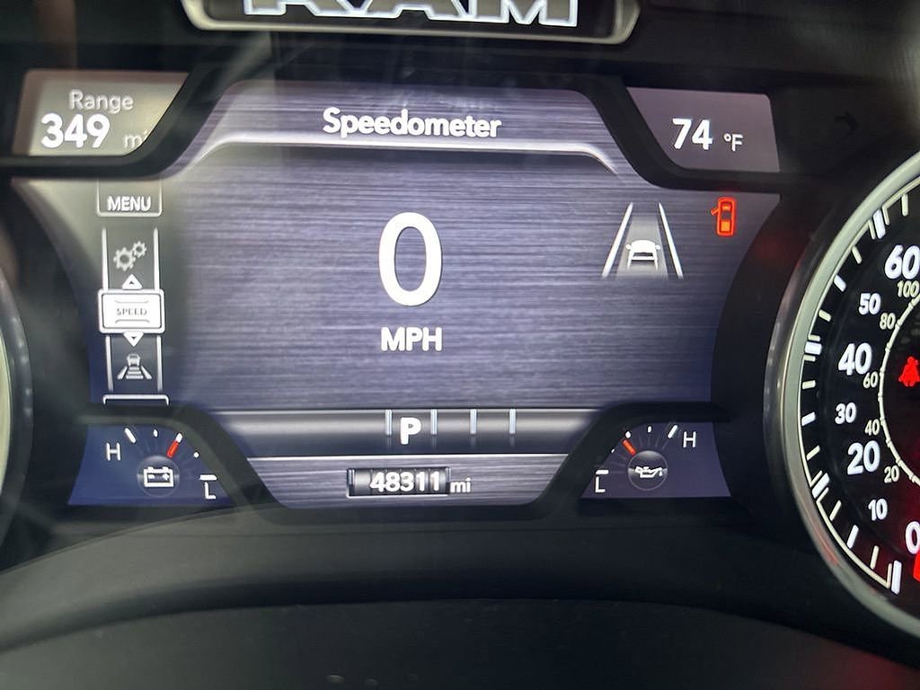 Used 2025 RAM 1500 Laramie image 28