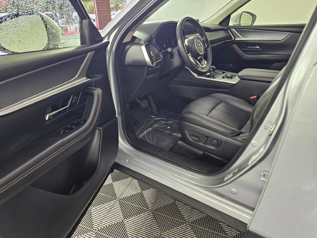 Used 2024 MAZDA CX-90 3.3 Turbo w/ Premium Package AWD/4WD image 22