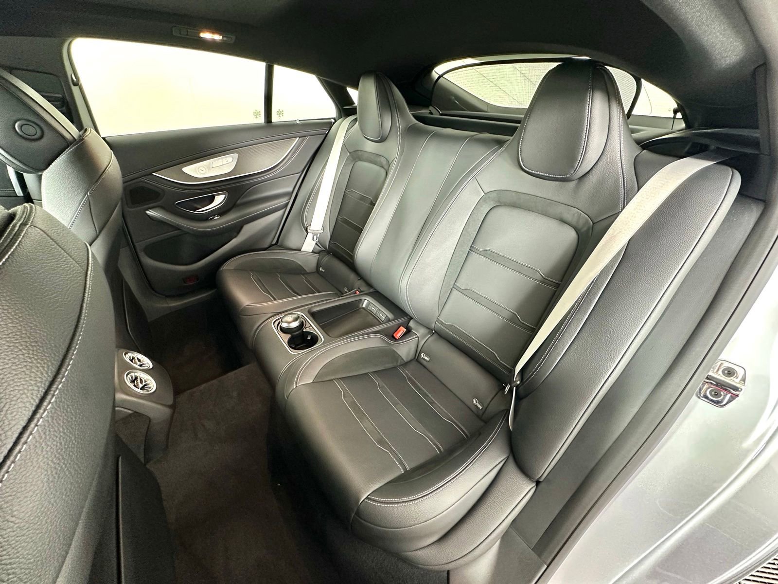 Used 2021 Mercedes-Benz AMG GT 43 w/ Driver Assistance Package image 31