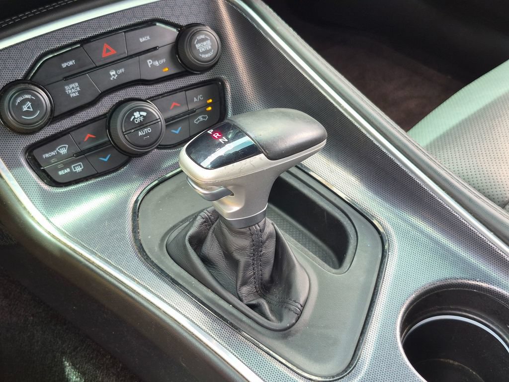 Used 2016 Dodge Challenger R/T Plus RWD image 20