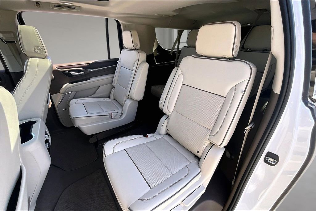 Used 2022 GMC Yukon XL Denali image 22