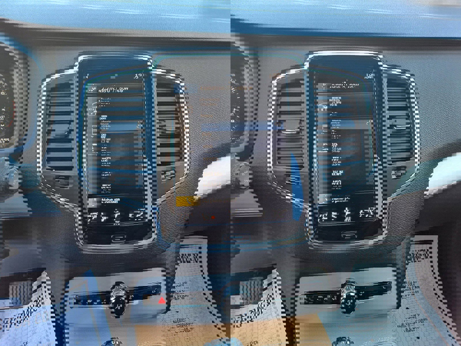 Used 2016 Volvo XC90 T5 Momentum image 32