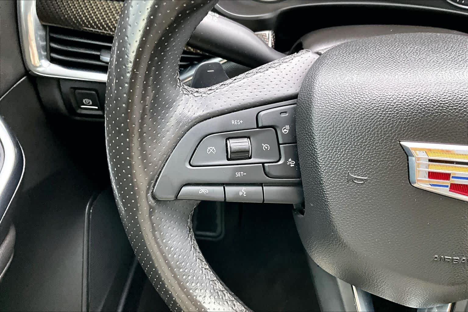 Used 2019 Cadillac XT4 Sport w/ Cold Weather Package AWD/4WD image 23