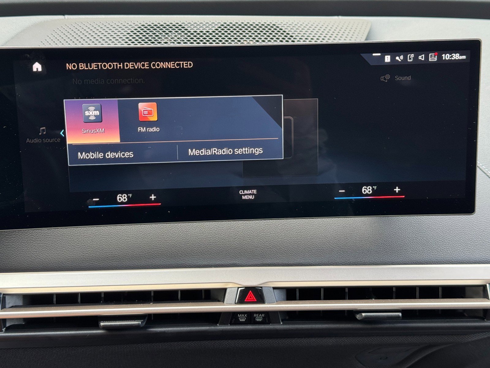 Used 2023 BMW iX xDrive50 w/ Ultimate Package 2 AWD/4WD image 26