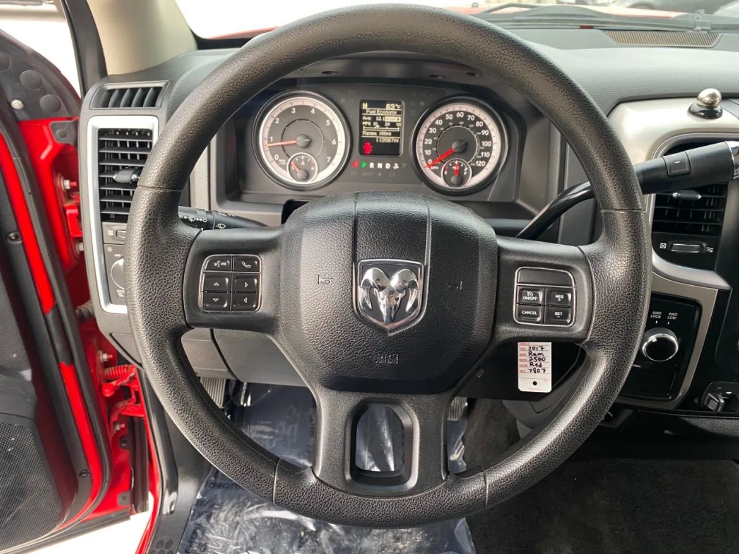 Used 2017 RAM 2500 SLT image 18