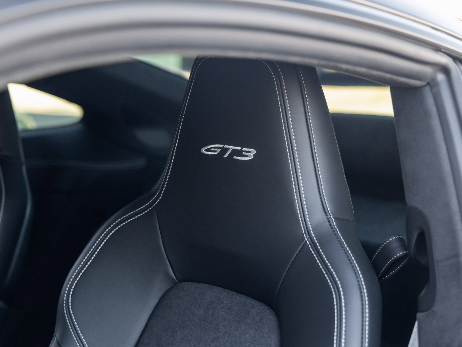Certified 2026 Porsche 911 GT3 image 34