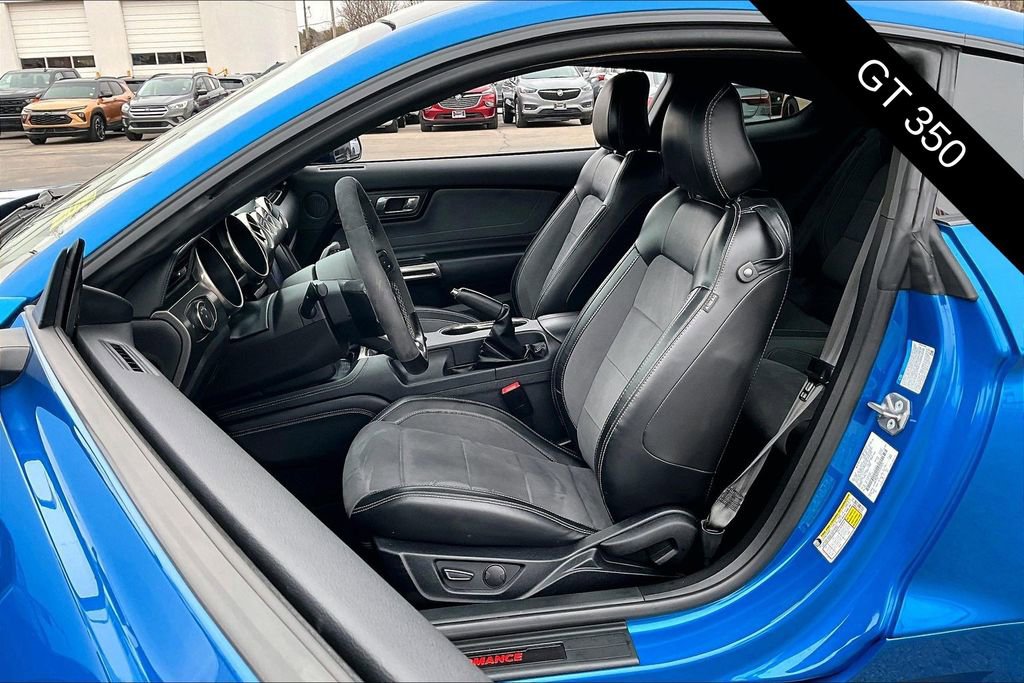 Used 2020 Ford Mustang Shelby GT350 w/ Technology Package image 19