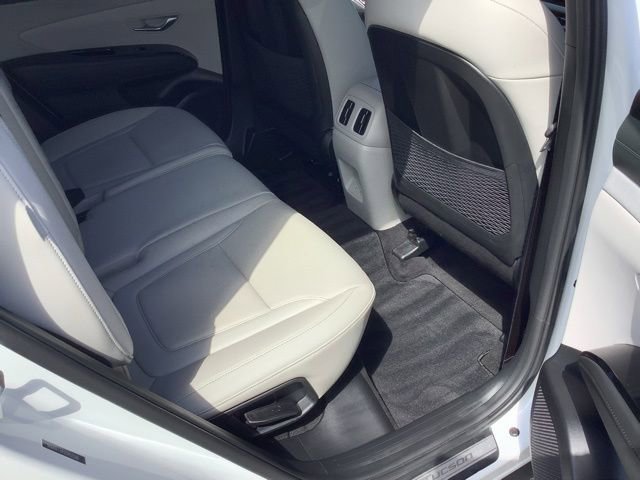 Used 2025 Hyundai Tucson Limited image 22