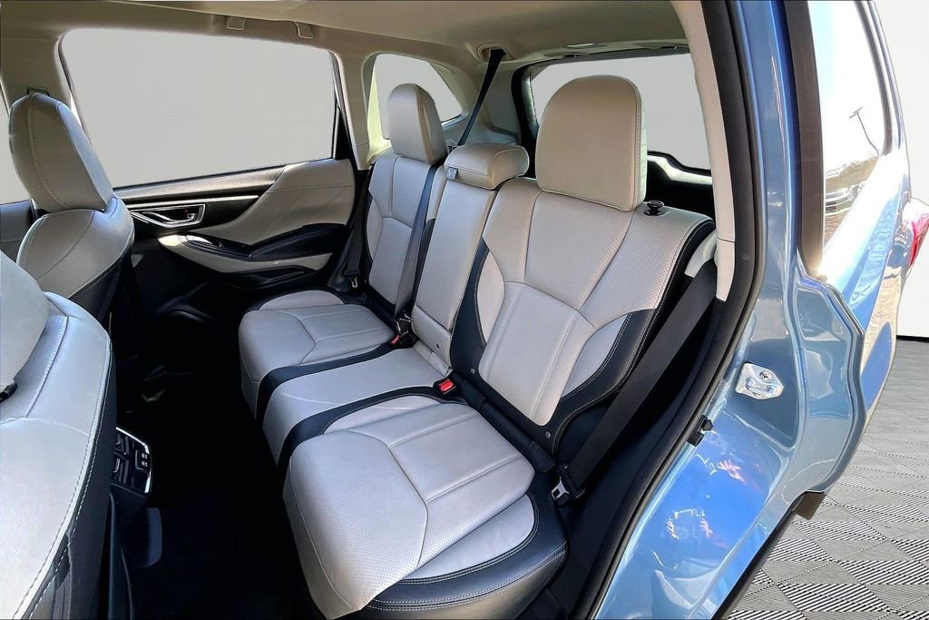 Used 2023 Subaru Forester Limited image 18