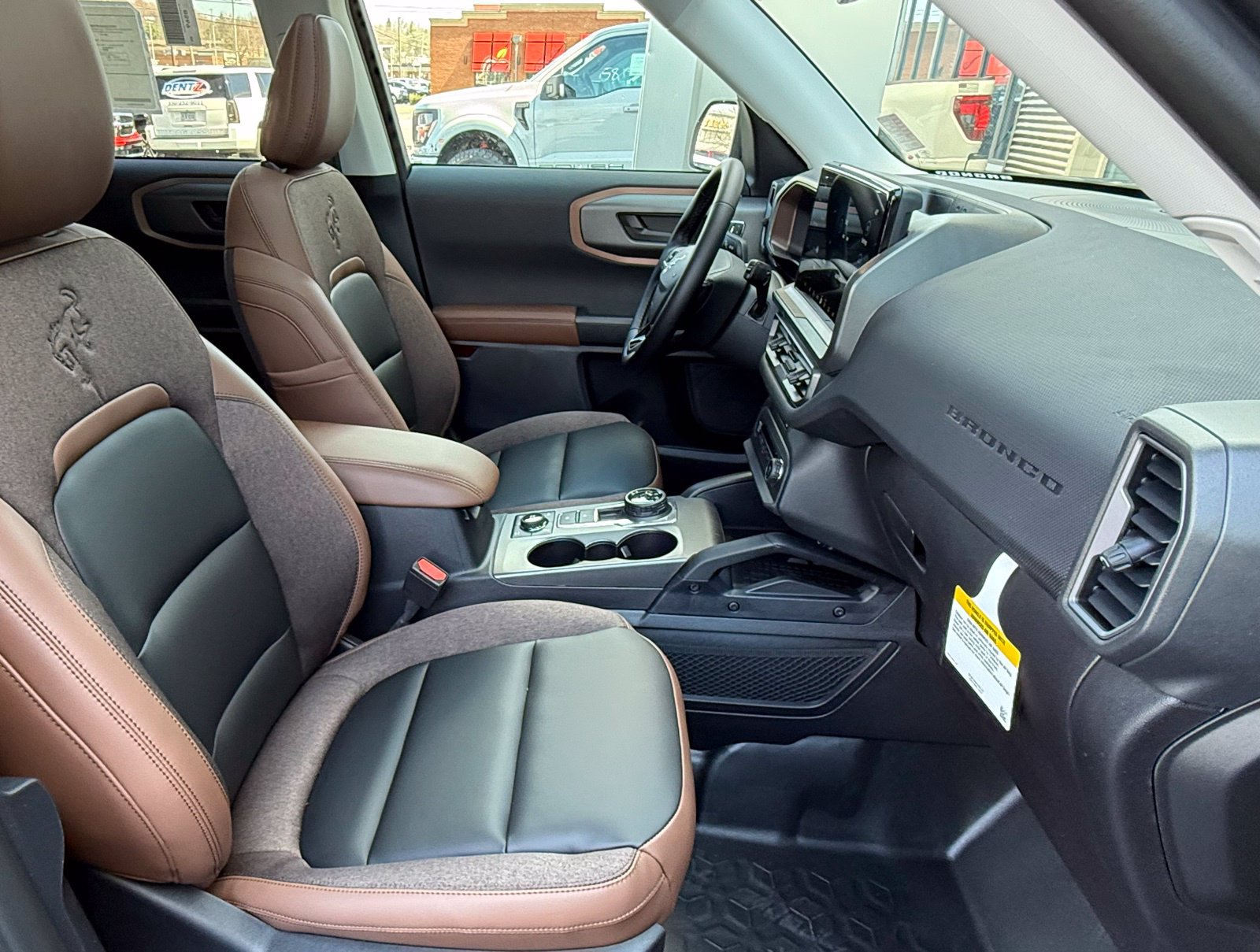 New 2025 Ford Bronco Sport Outer Banks w/ Sasquatch Outer Banks Package AWD/4WD image 20