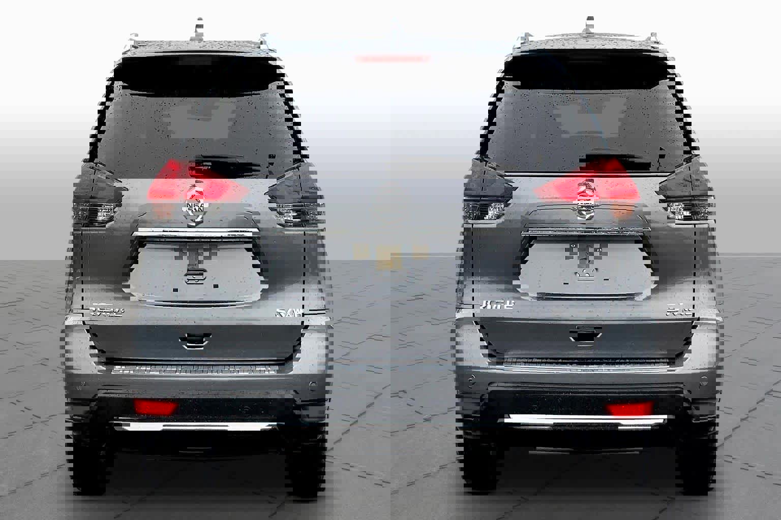 Used 2019 Nissan Rogue SV w/ Premium Package image 5