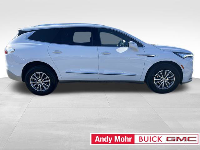 Used 2023 Buick Enclave Essence w/ LPO, Floor Liner Package FWD image 16