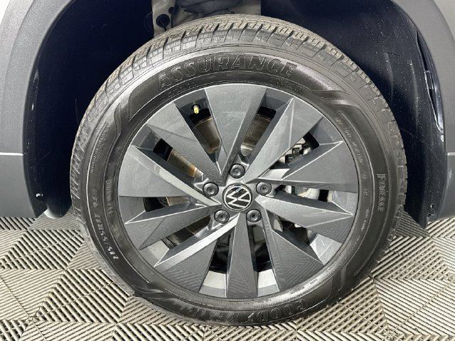 Used 2024 Volkswagen Taos S FWD image 29