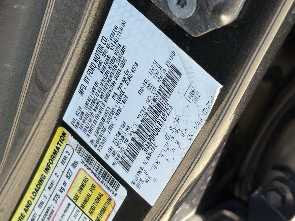 Used 2020 Ford Fusion SE image 32