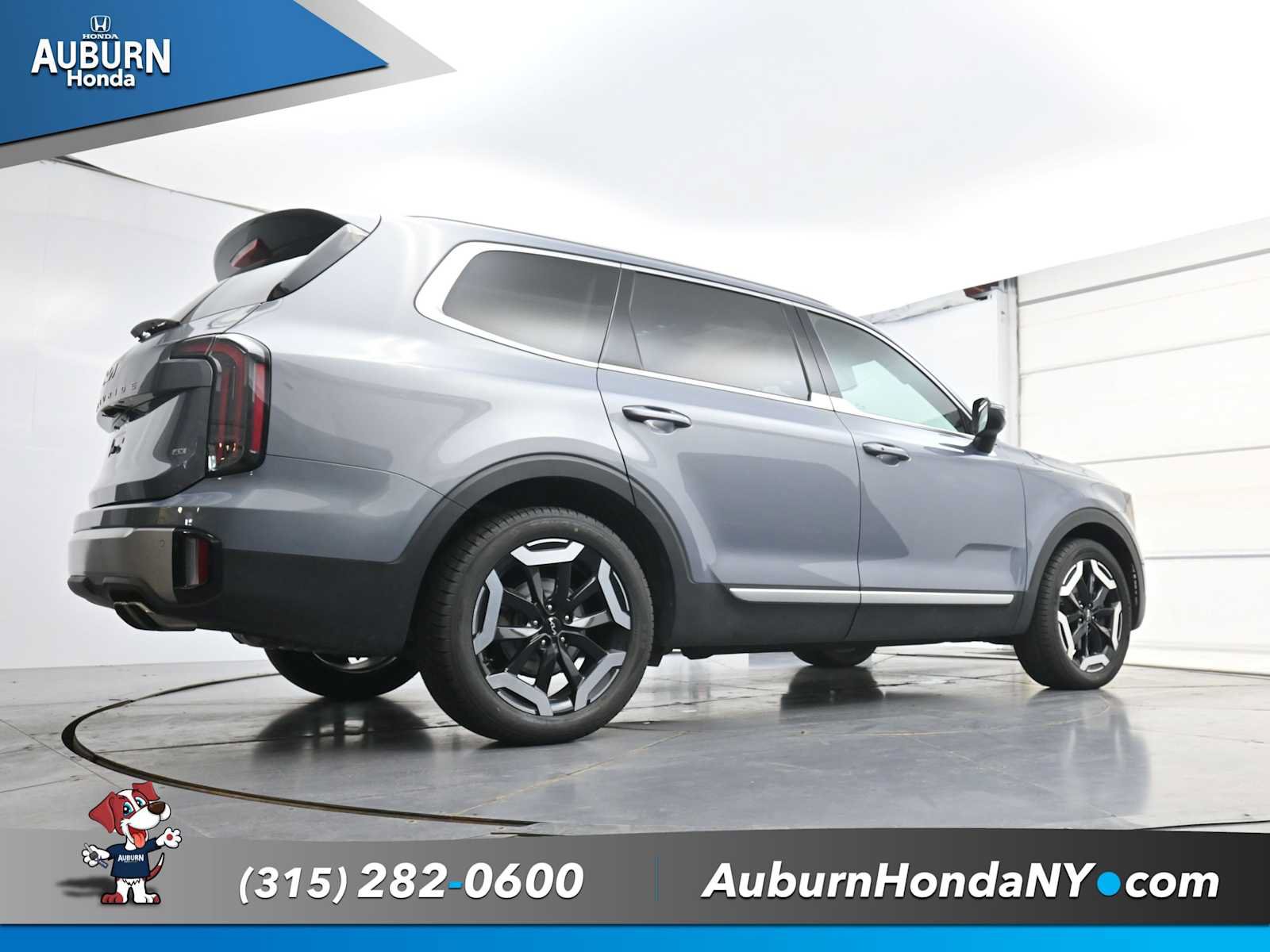 Used 2023 Kia Telluride EX AWD/4WD image 25
