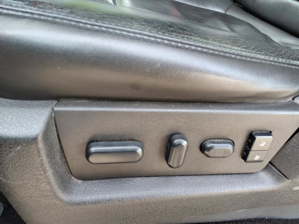 Used 2013 Ford F150 Raptor w/ Luxury Equipment Group image 23