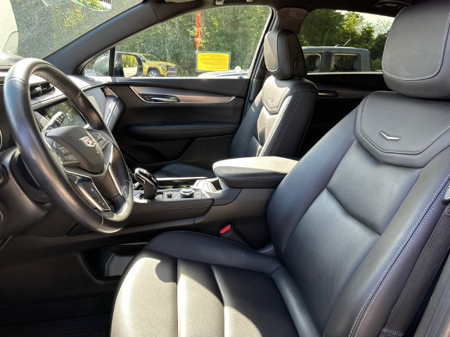 Used 2023 Cadillac XT5 Luxury AWD/4WD image 40