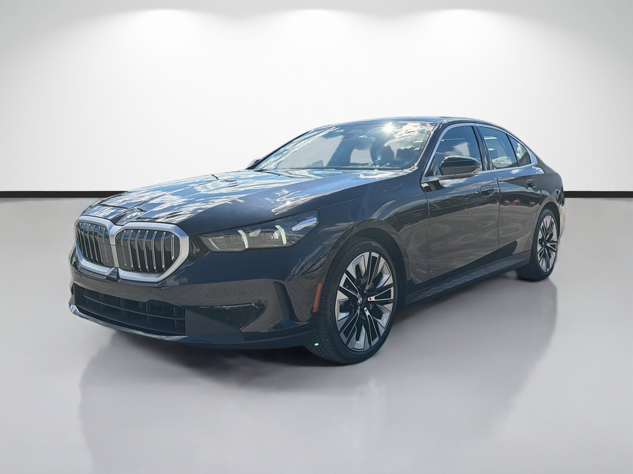 Used 2025 BMW 530i RWD image 7