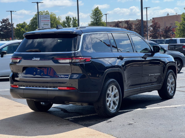 Used 2023 Jeep Grand Cherokee L Limited w/ Trailer Tow Group (B) AWD/4WD image 52