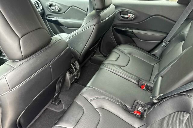 New 2023 Jeep Cherokee Altitude Lux w/ Lux Elite Package image 12