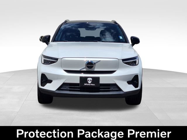 Certified 2023 Volvo XC40 Recharge Plus w/ Protection Package Premier AWD/4WD image 3