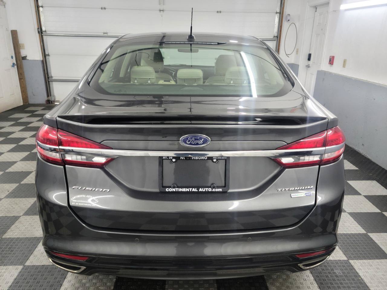 Used 2018 Ford Fusion Titanium AWD/4WD image 5