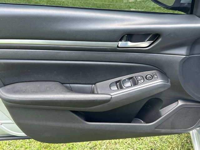 Used 2022 Nissan Altima 2.5 SV image 16