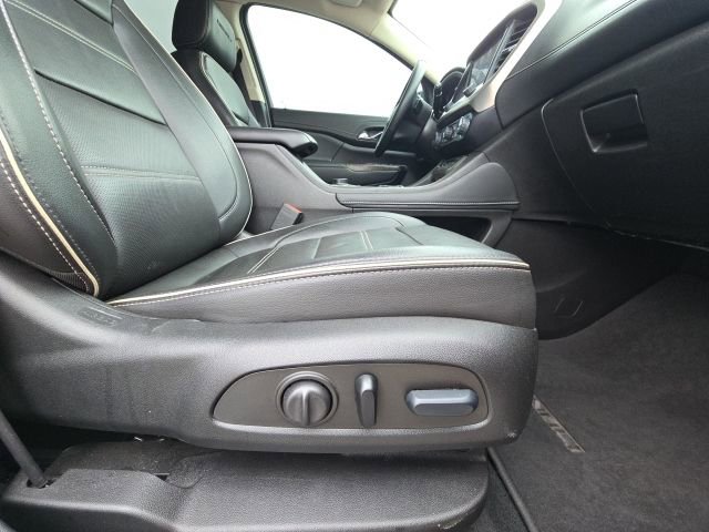 Used 2023 GMC Acadia Denali w/ Denali Technology Package image 21