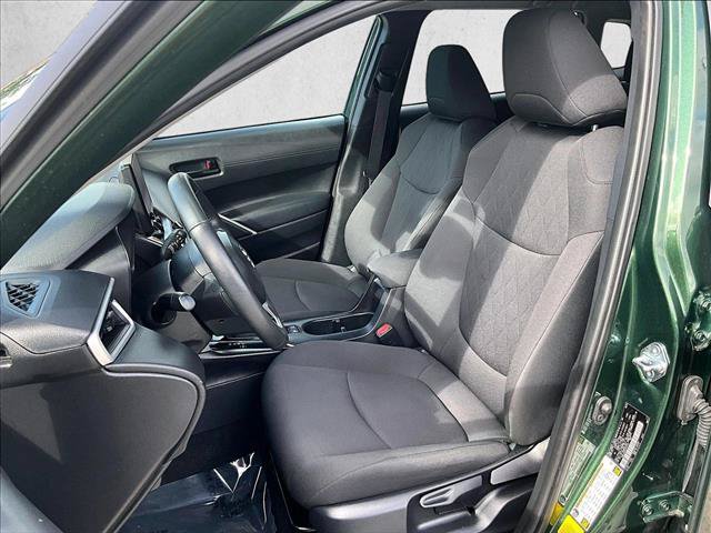 Used 2025 Toyota Corolla Cross LE FWD image 26