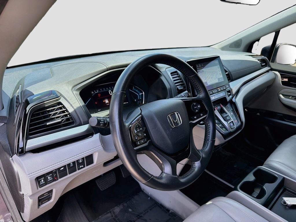 Certified 2024 Honda Odyssey Touring image 9