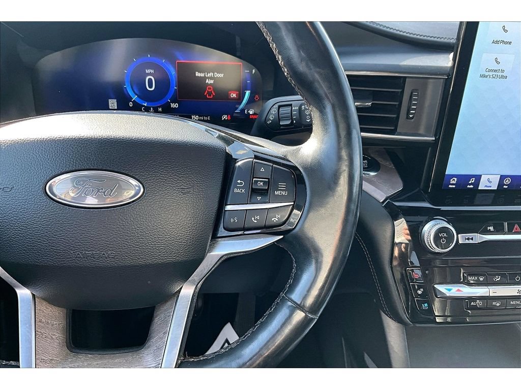 Used 2022 Ford Explorer Platinum w/ Equipment Group 601A AWD/4WD image 21