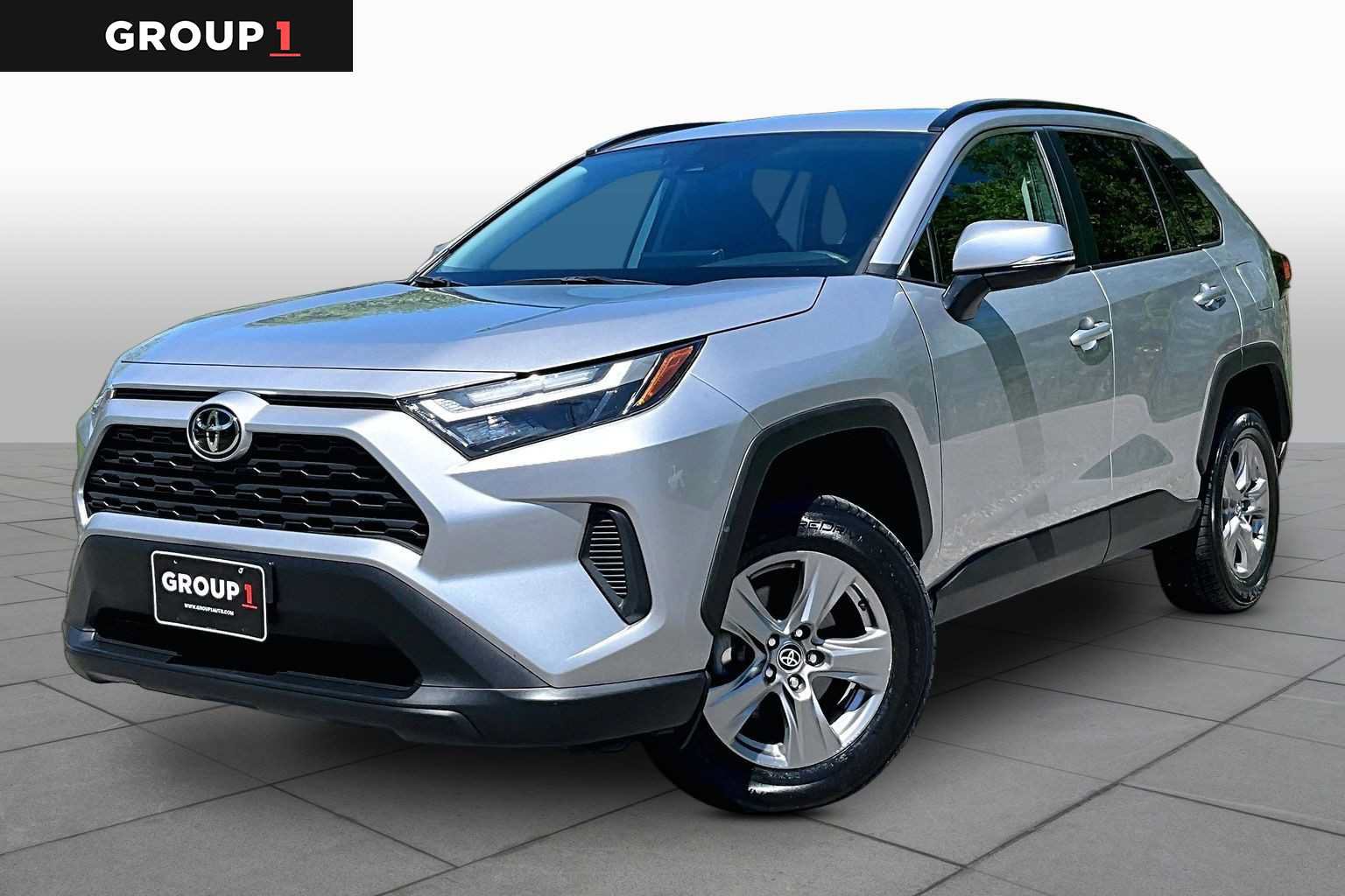 Certified 2024 Toyota RAV4 XLE AWD/4WD image 1
