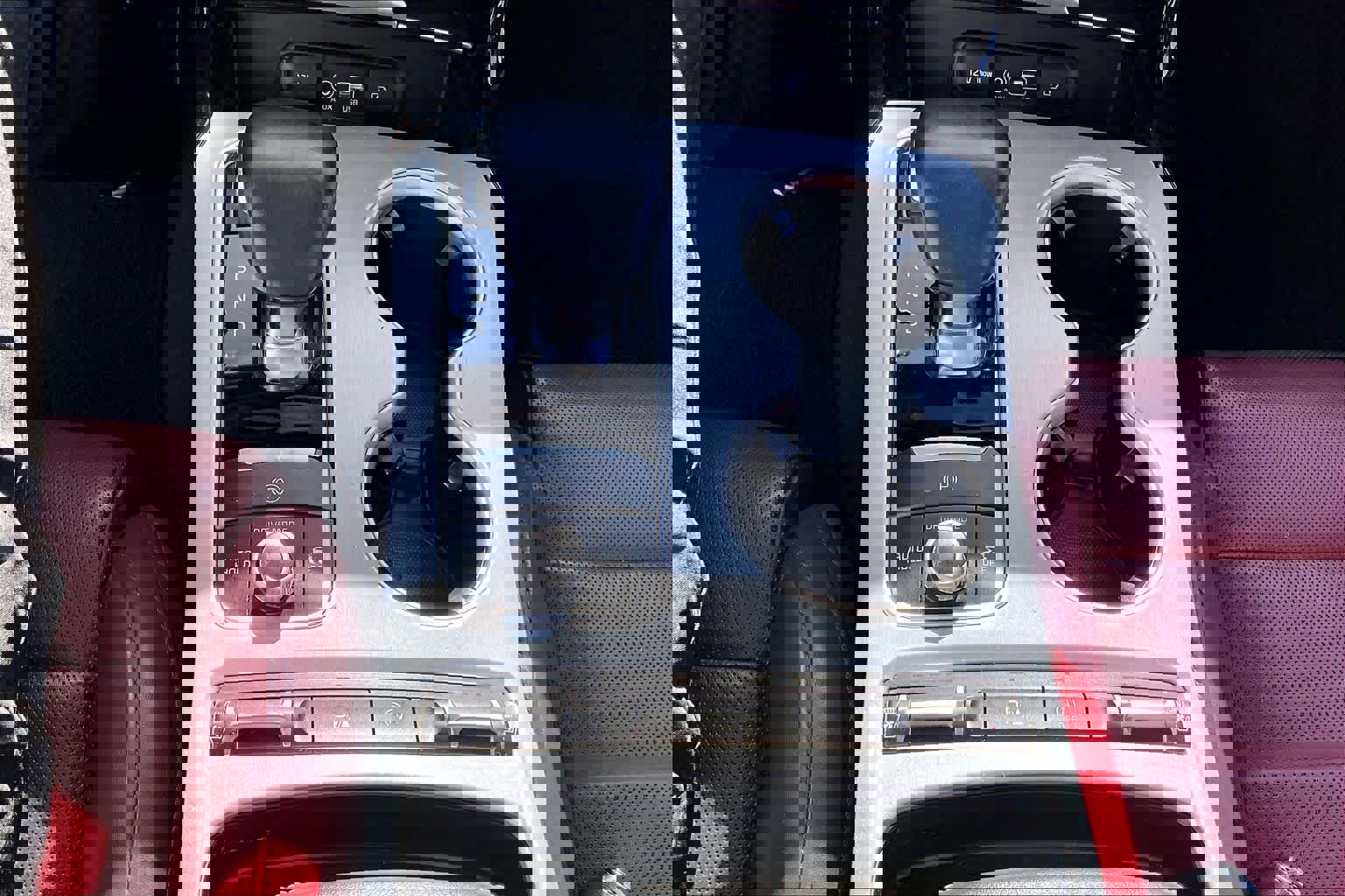 Used 2018 Kia Stinger GT2 image 32