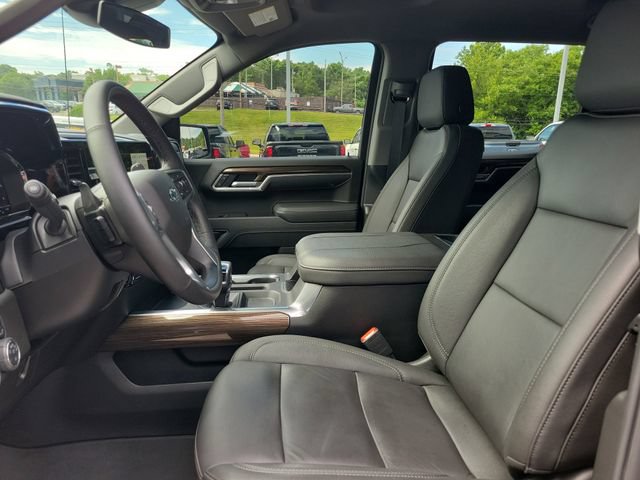 Used 2025 Chevrolet Silverado 1500 RST w/ RST All Star Premium Package AWD/4WD image 12