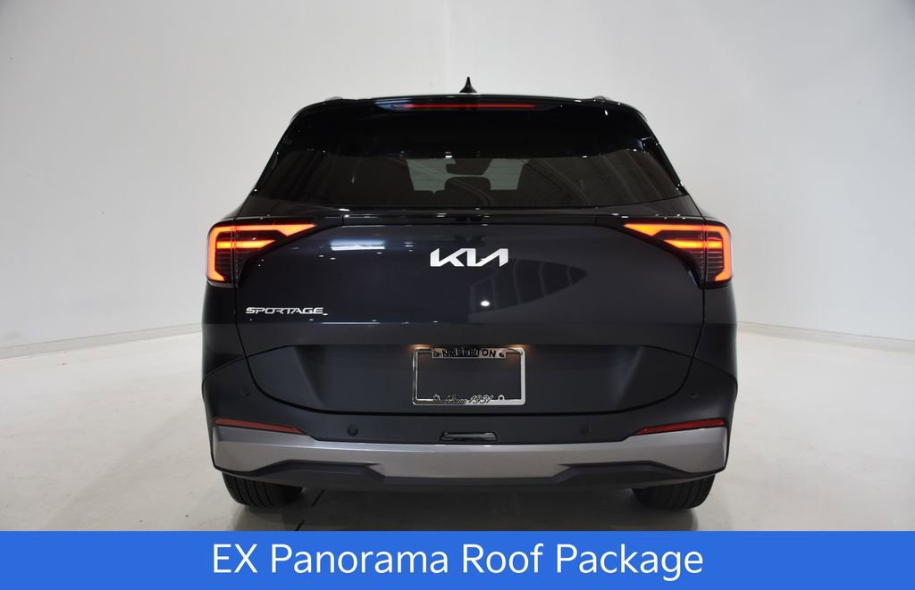 New 2026 Kia Sportage EX w/ EX Panorama Roof Package image 5