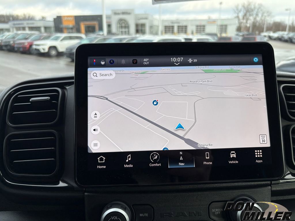 New 2024 RAM ProMaster Tradesman w/ Delivery Van Package image 16