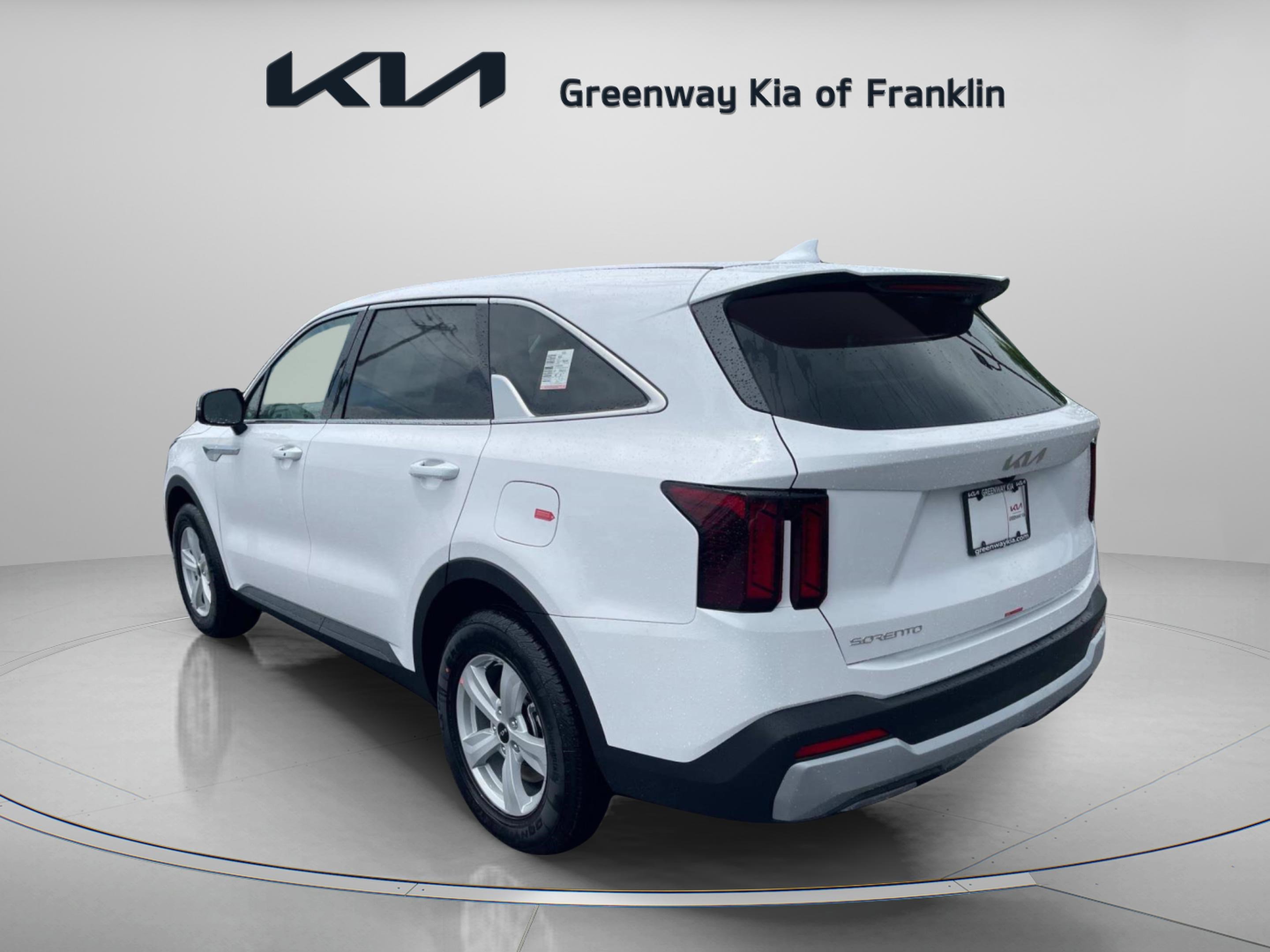 New 2025 Kia Sorento LX image 5