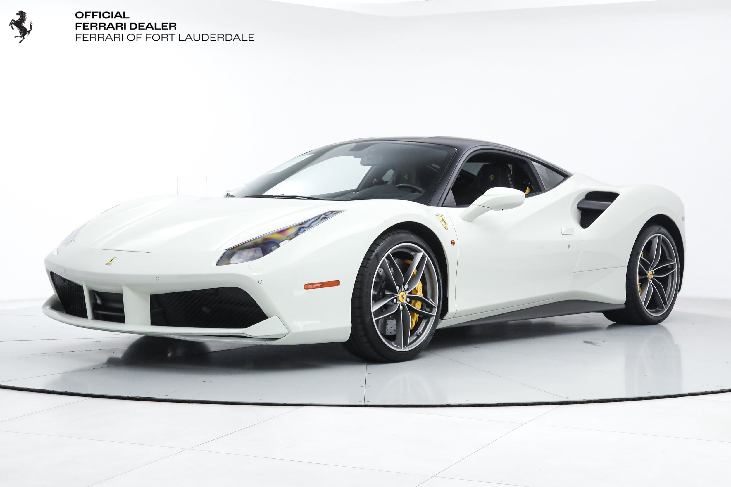 Used 2017 Ferrari 488 GTB RWD image 1