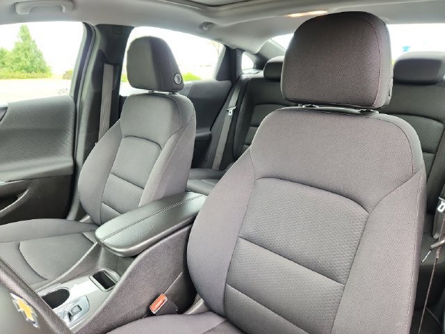 Used 2024 Chevrolet Malibu LT FWD image 22