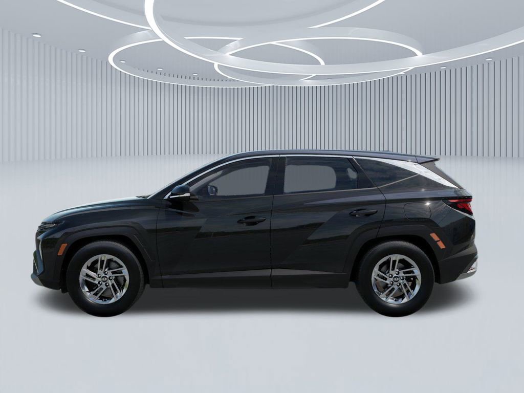 New 2026 Hyundai Tucson SE image 3