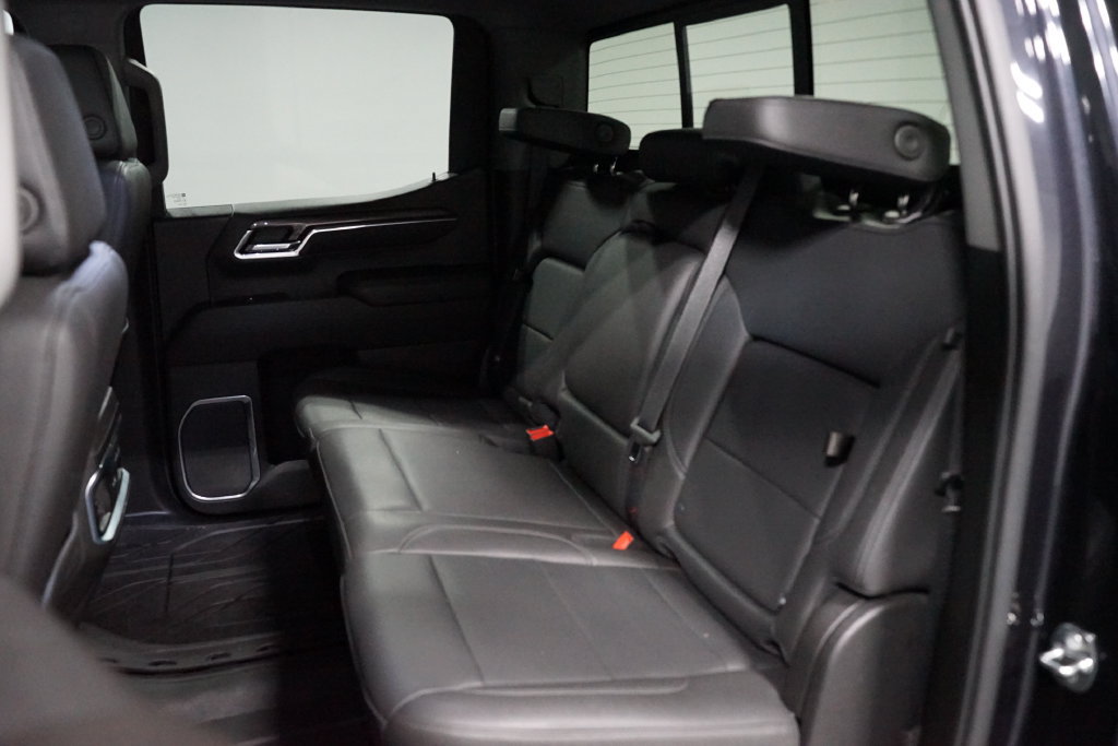 Used 2022 Chevrolet Silverado 1500 LTZ w/ LTZ Convenience Package II RWD image 29