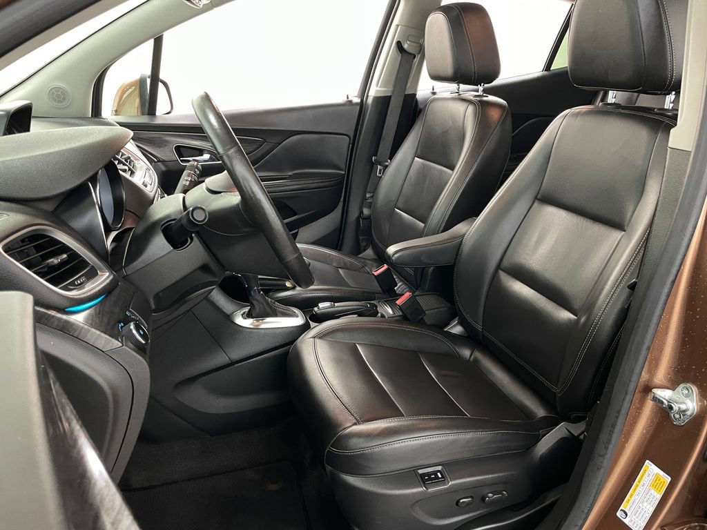 Used 2016 Buick Encore Leather w/ Experience Buick Package image 21