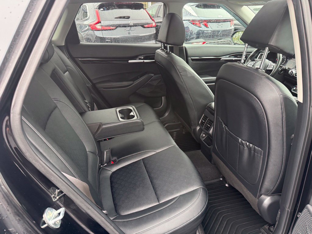 Used 2022 Kia Seltos SX w/ Sunroof Package AWD/4WD image 19