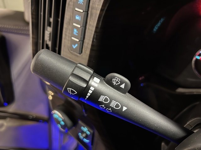 Used 2025 GMC Savana 2500 w/ Driver Convenience Package image 41